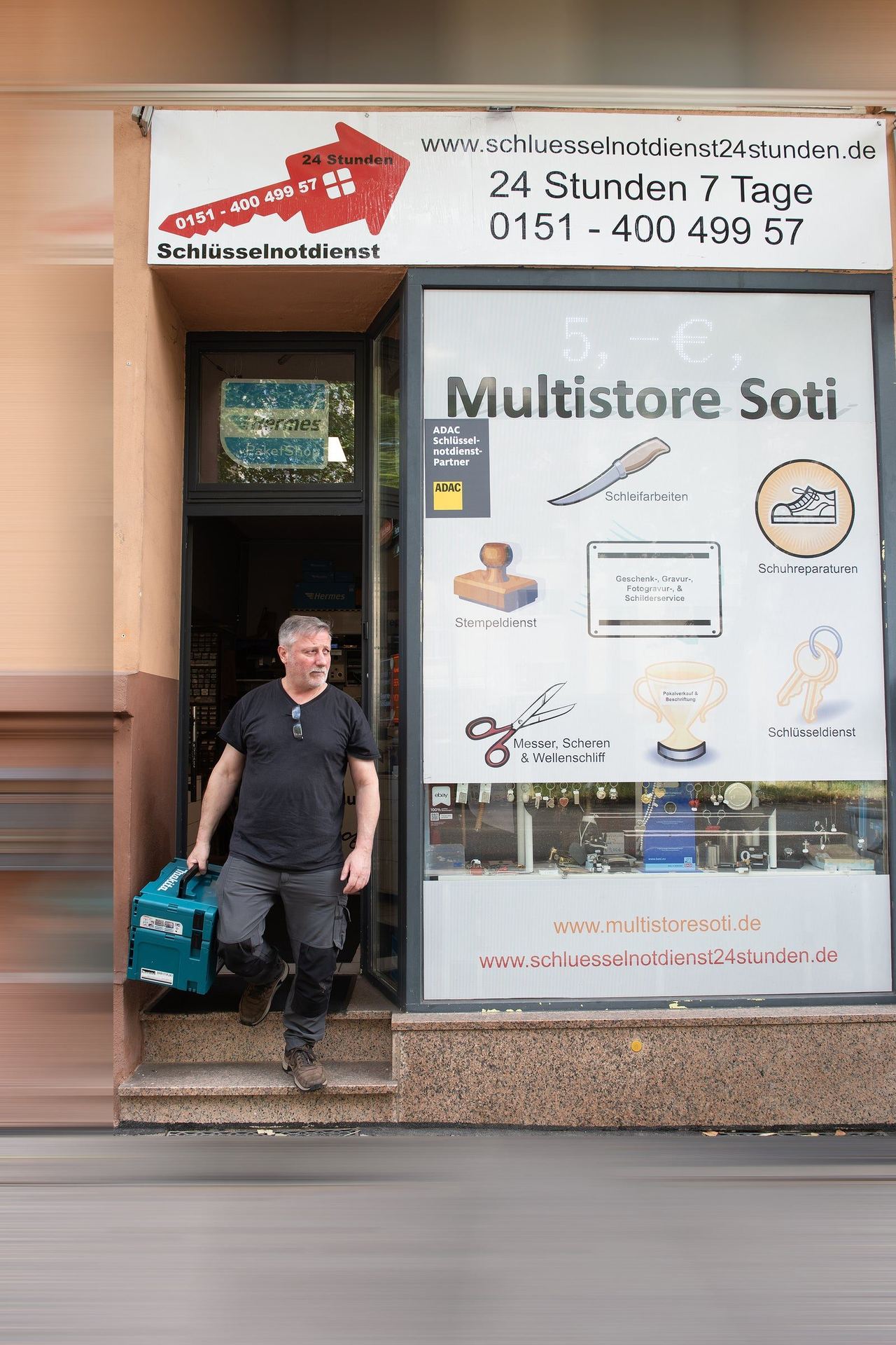 Team von Soti's Schlüsseldienst Wiesbaden